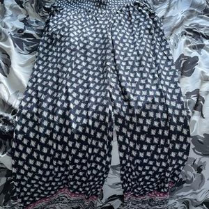 Mossimo Floral Wide Leg Stretch Pants size XL